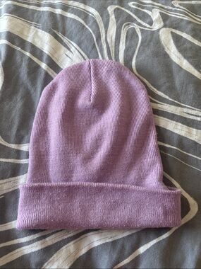H&M Lilac Ribbed Beanie
